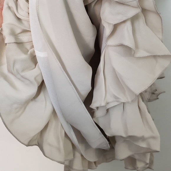 alice + olivia ivory white sequined ruffled dress - Picture 3 of 8